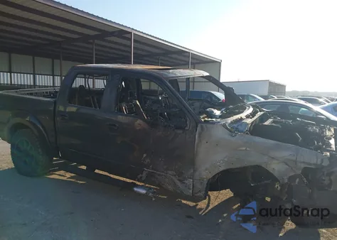 2013 Ford F150 Lariat z USA, uszkodzony, nr VIN 1FTFW1E65DFD34720